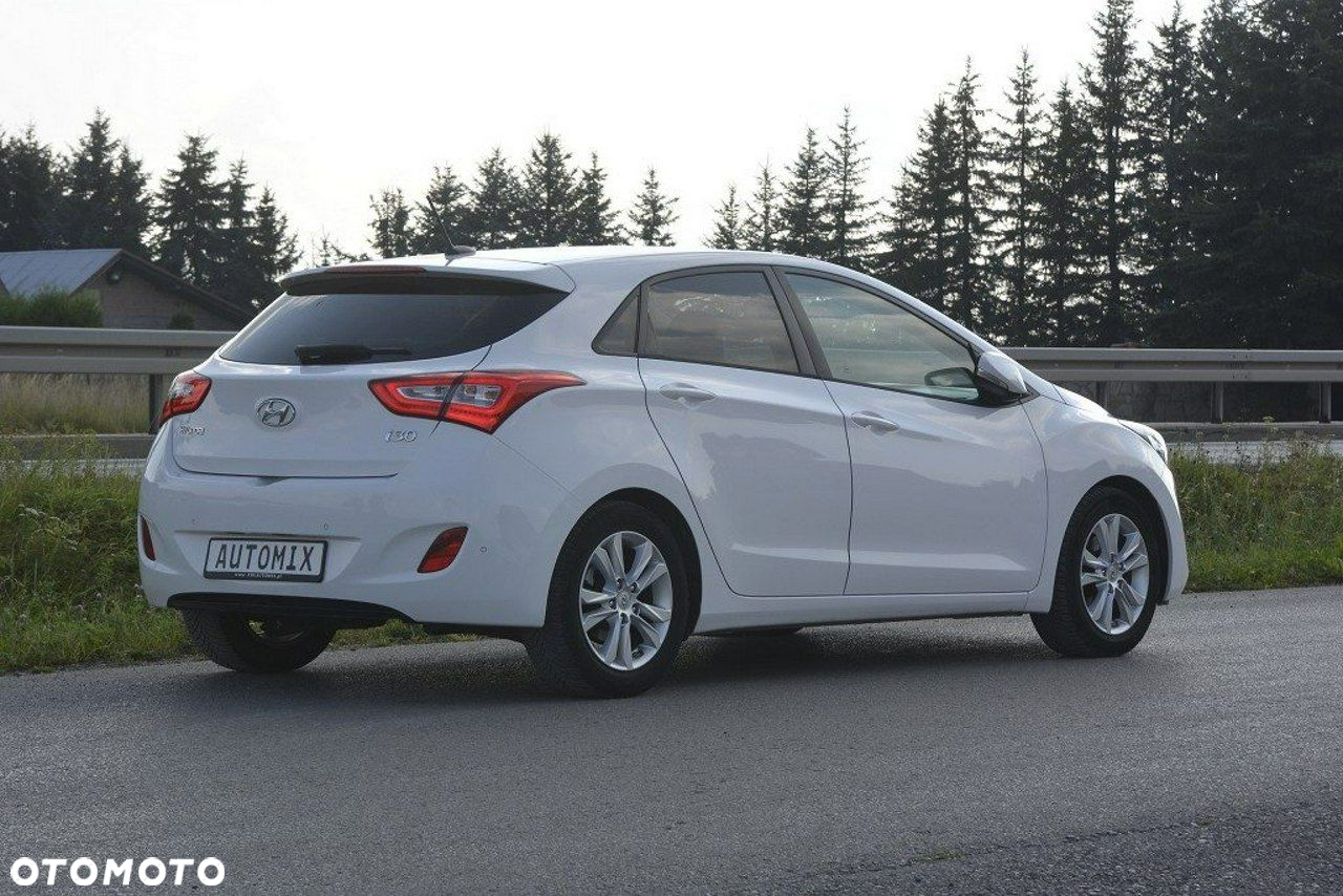 Hyundai i30 1.6 CRDi BlueDrive Go - 10