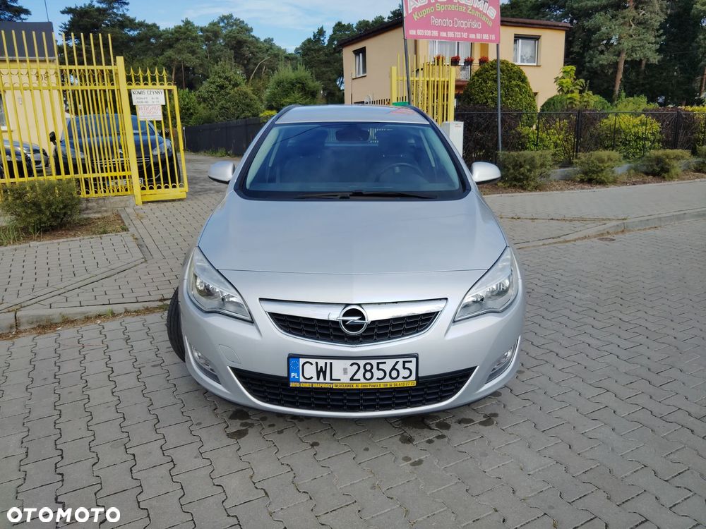 Opel Astra 1.4 Sports Tourer - 4