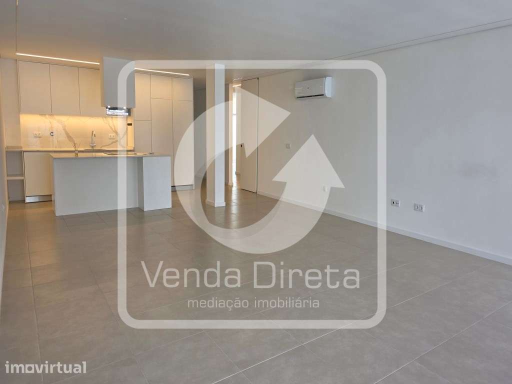 Barreiro, Apartamento T4 com parqueamento e arrecadação. - Grande imagem: 3/35