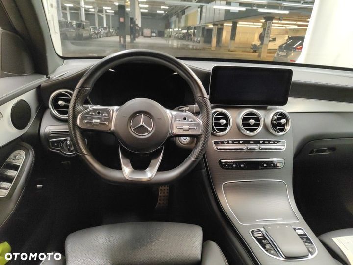 Mercedes-Benz GLC - 8