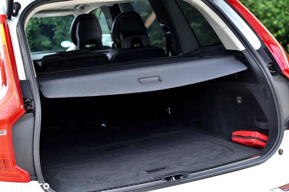 Volvo XC 90 D5 AWD Geartronic Inscription - 18