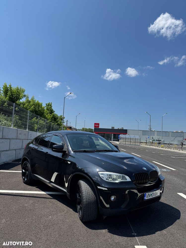 BMW X6 xDrive30d - 16