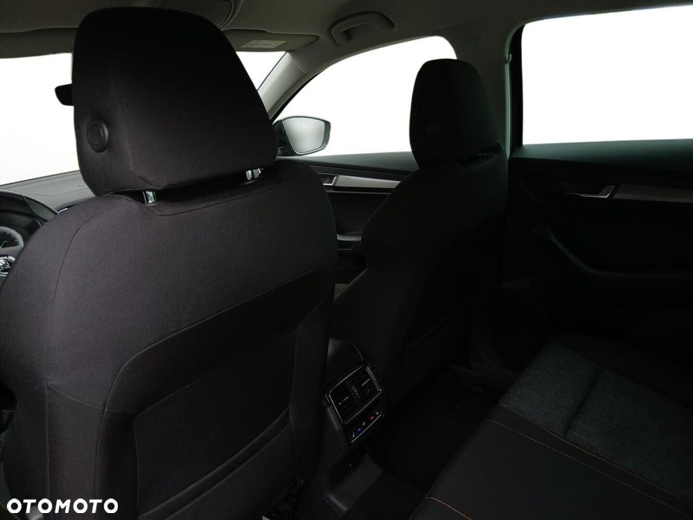 Skoda Karoq 2.0 TDI SCR 4x2 Ambition DSG - 13