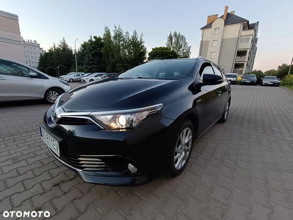 Toyota Auris - 4