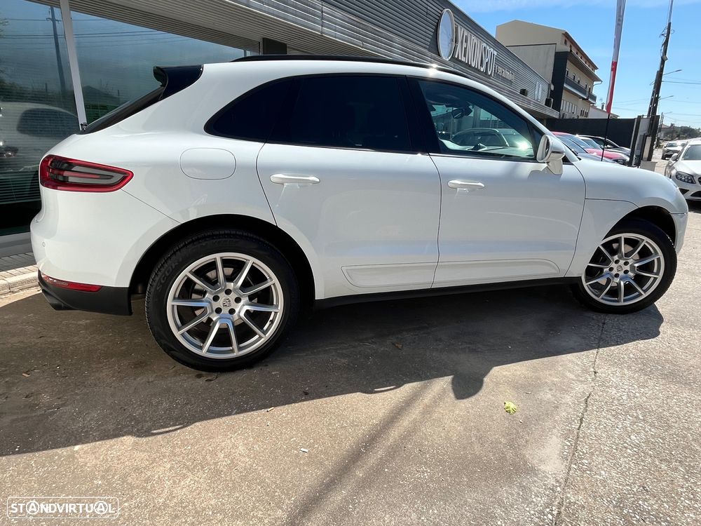Porsche Macan - 4