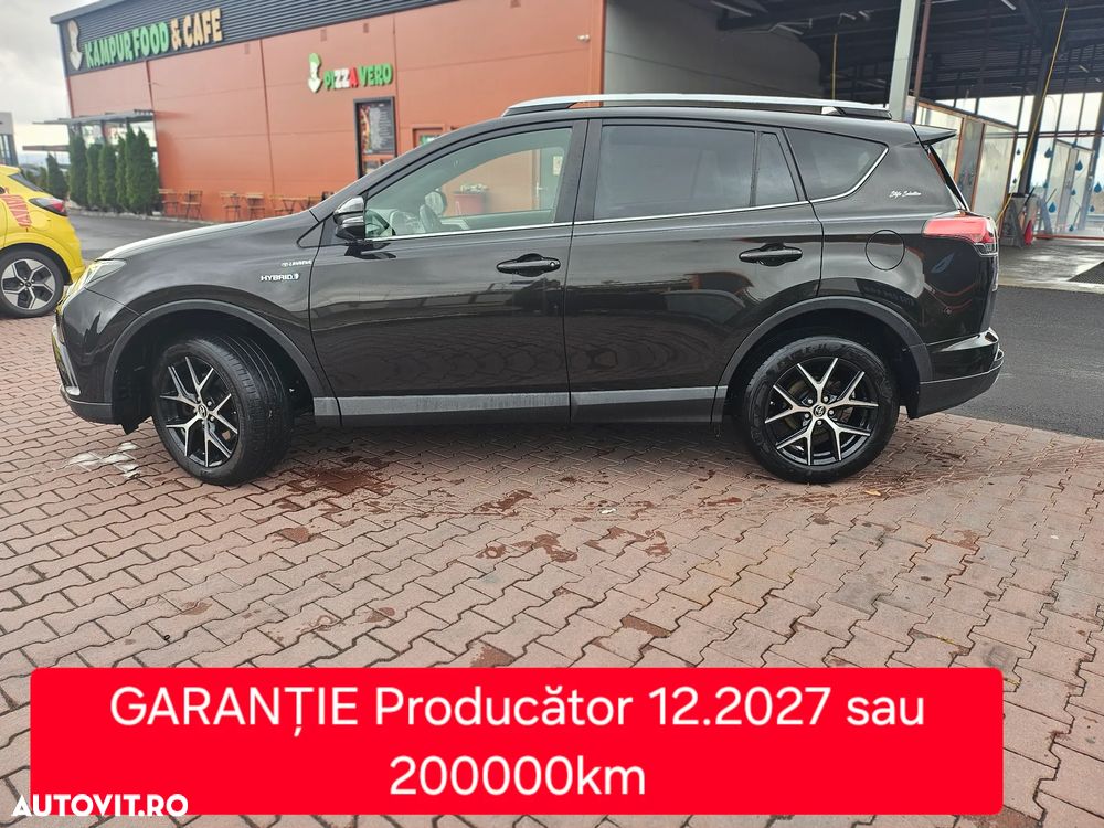 Toyota RAV4 - 4
