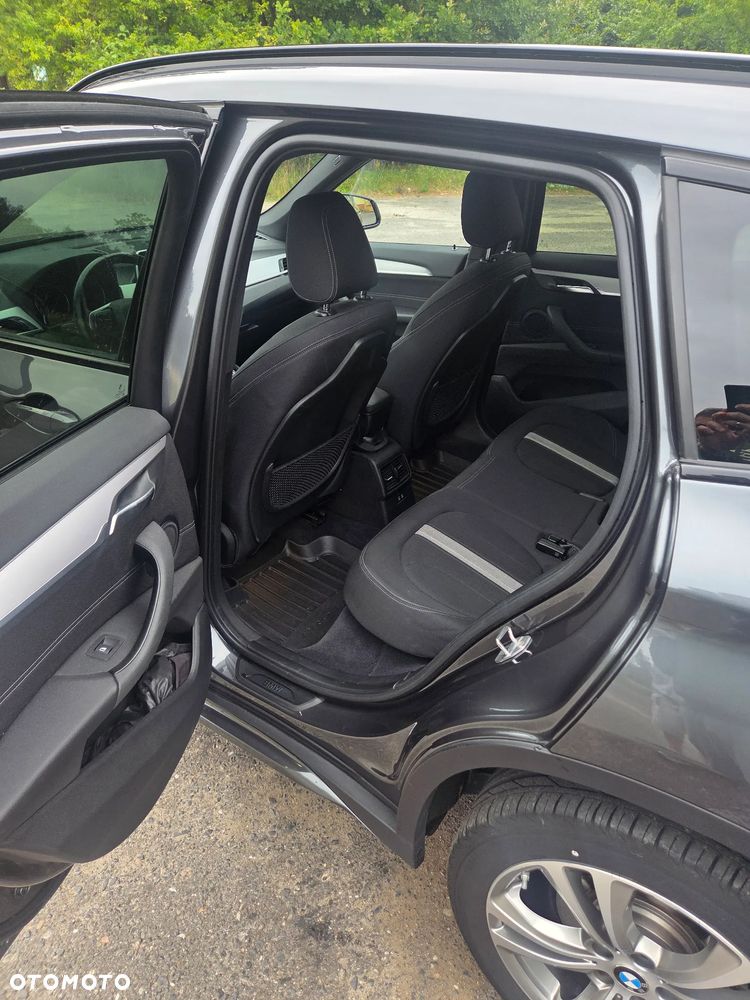 BMW X1 sDrive20i GPF Sport Line - 5