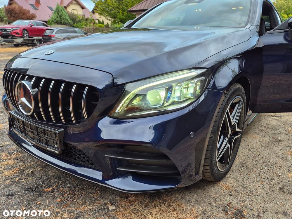 Mercedes-Benz Klasa C 300 d Coupe 9G-TRONIC AMG Line - 22