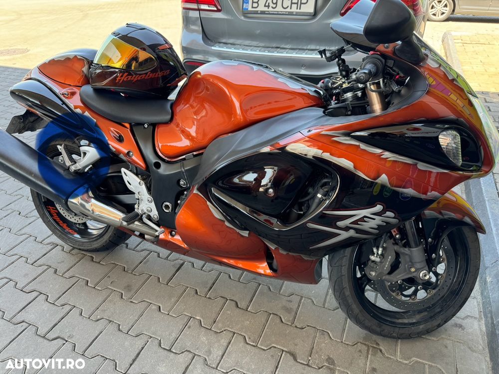 Suzuki GSX 1300R Hayabusa - 4