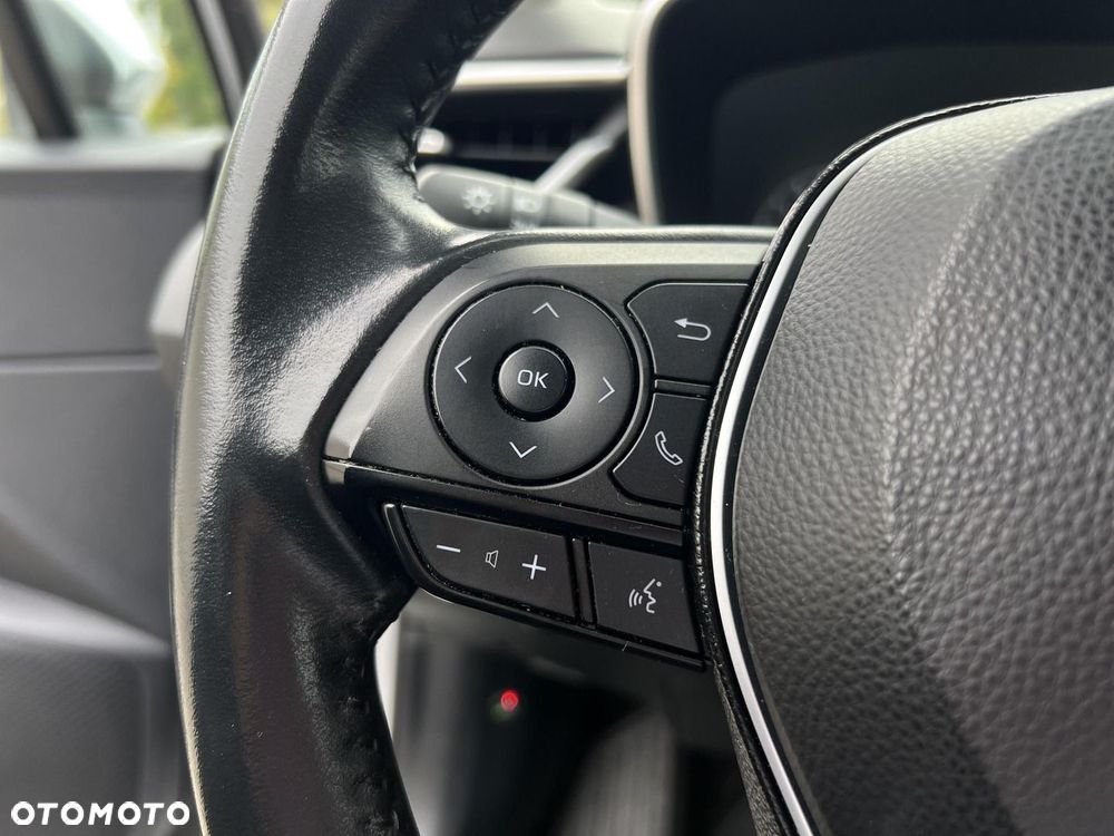 Toyota Corolla 1.8 Hybrid Comfort - 23