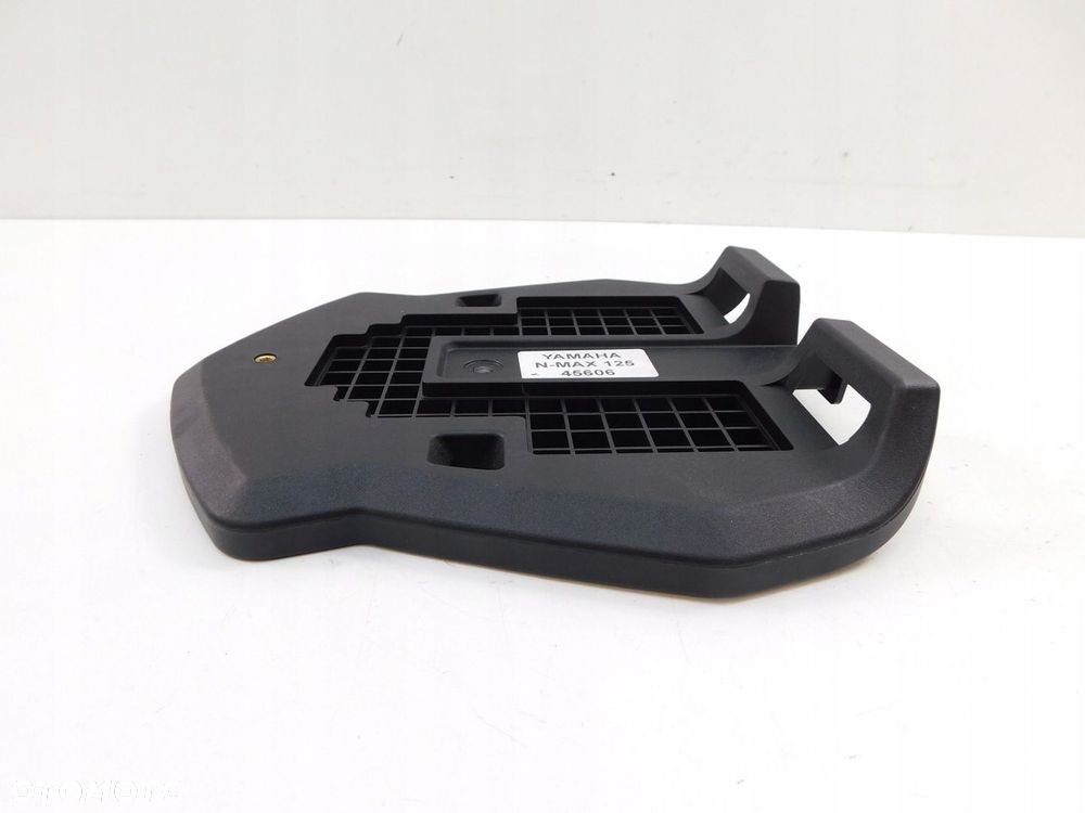 YAMAHA N-MAX 125 PŁYTA POD KUFER - 4