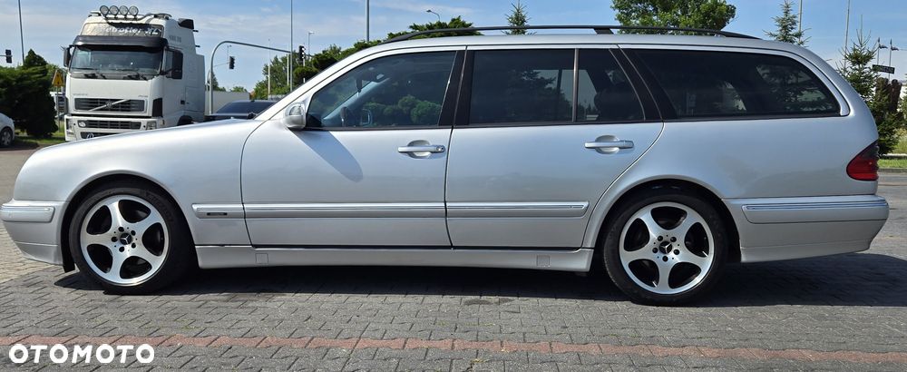 Mercedes-Benz Klasa E - 4