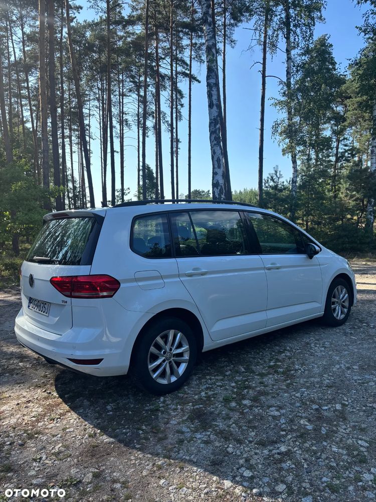Volkswagen Touran - 3
