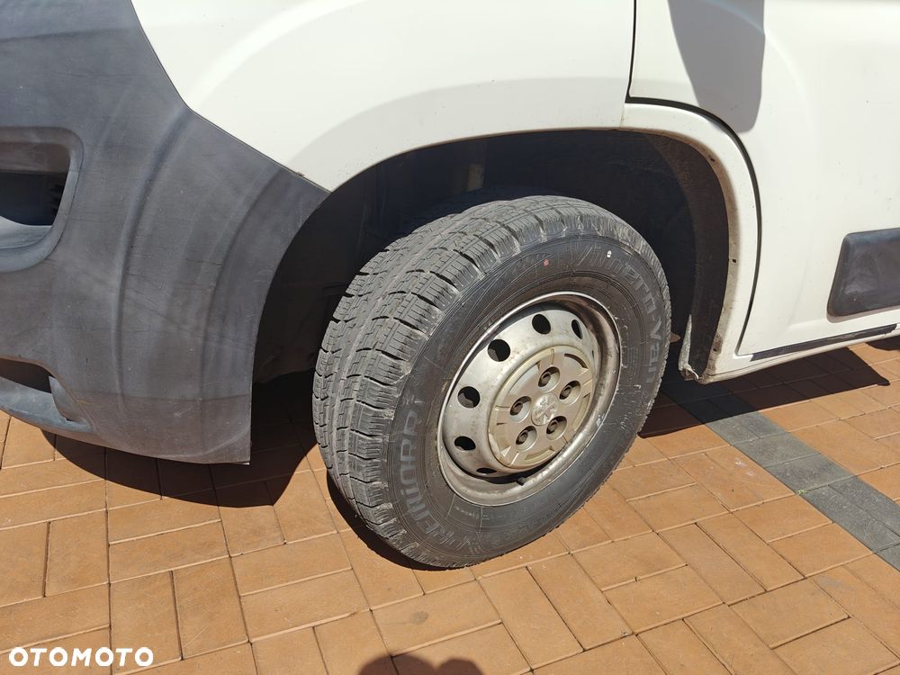 Peugeot BOXER winda 750 kg kontener 4,10-2,10-2,20 - 14