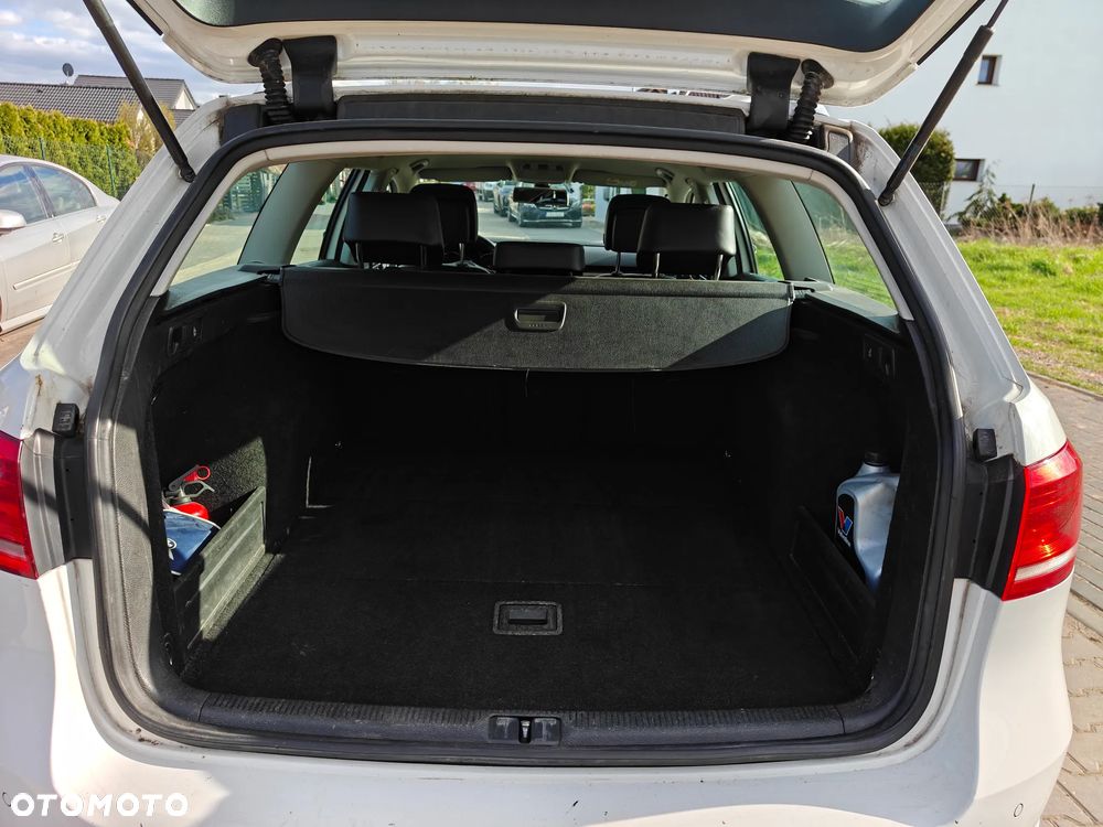 Volkswagen Passat 2.0 TDI Highline DSG - 14