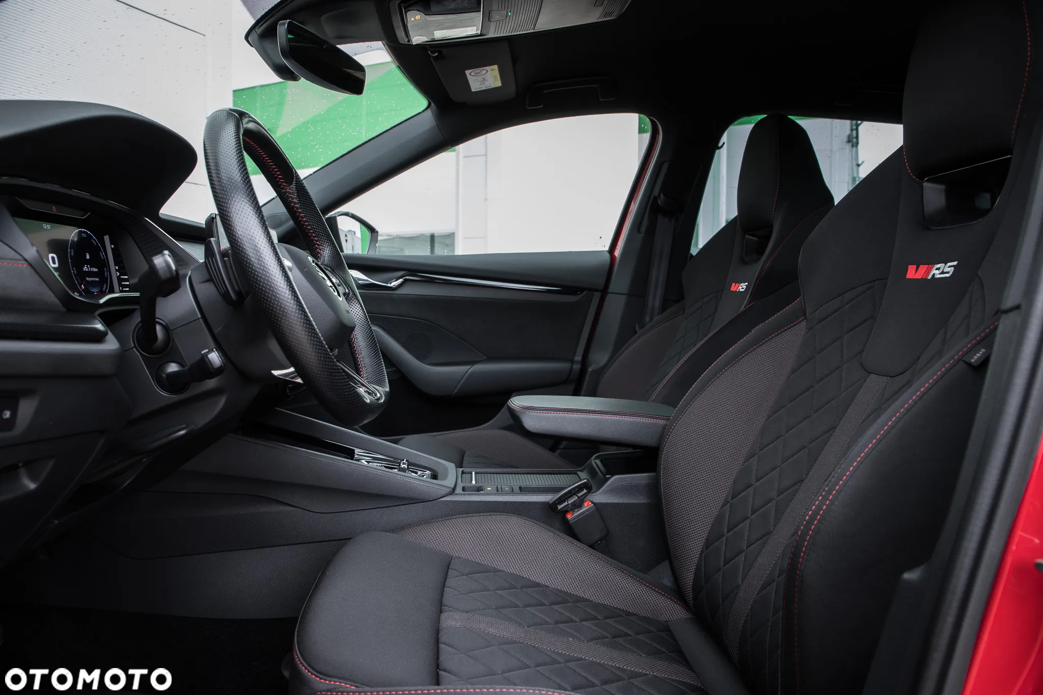 Skoda Octavia 2.0 TDI RS DSG - 25