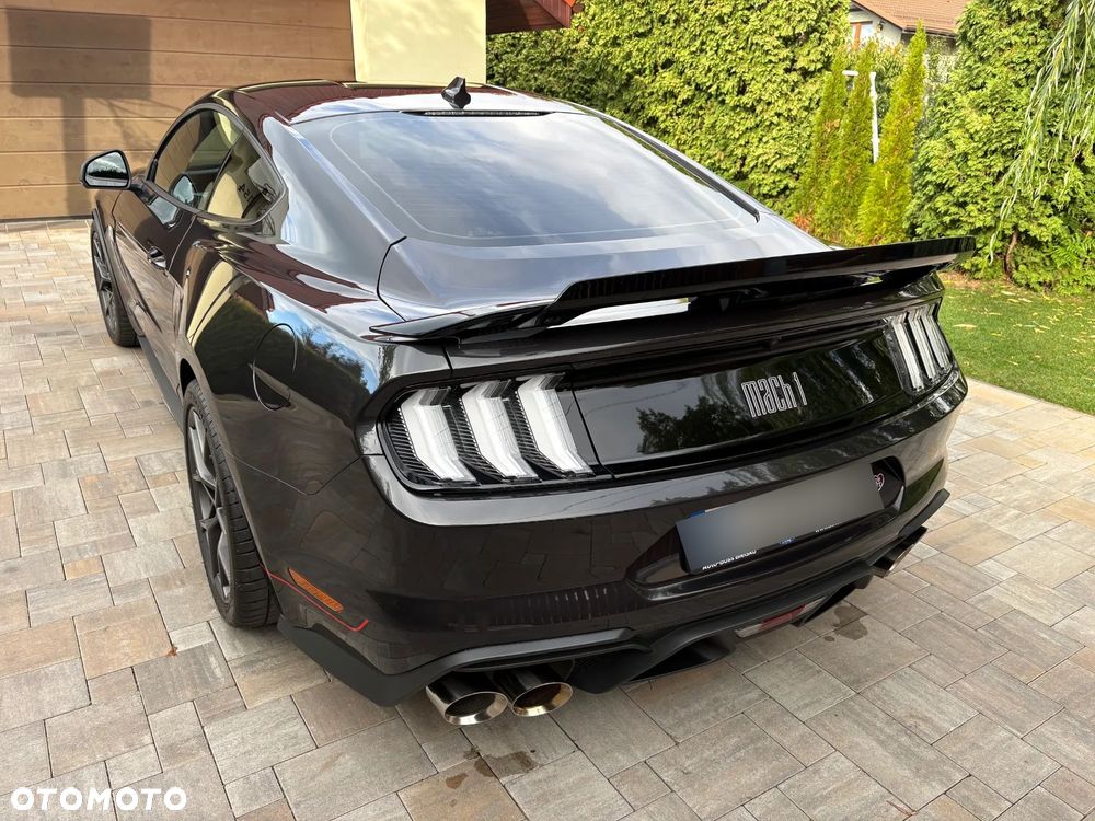 Ford Mustang - 8