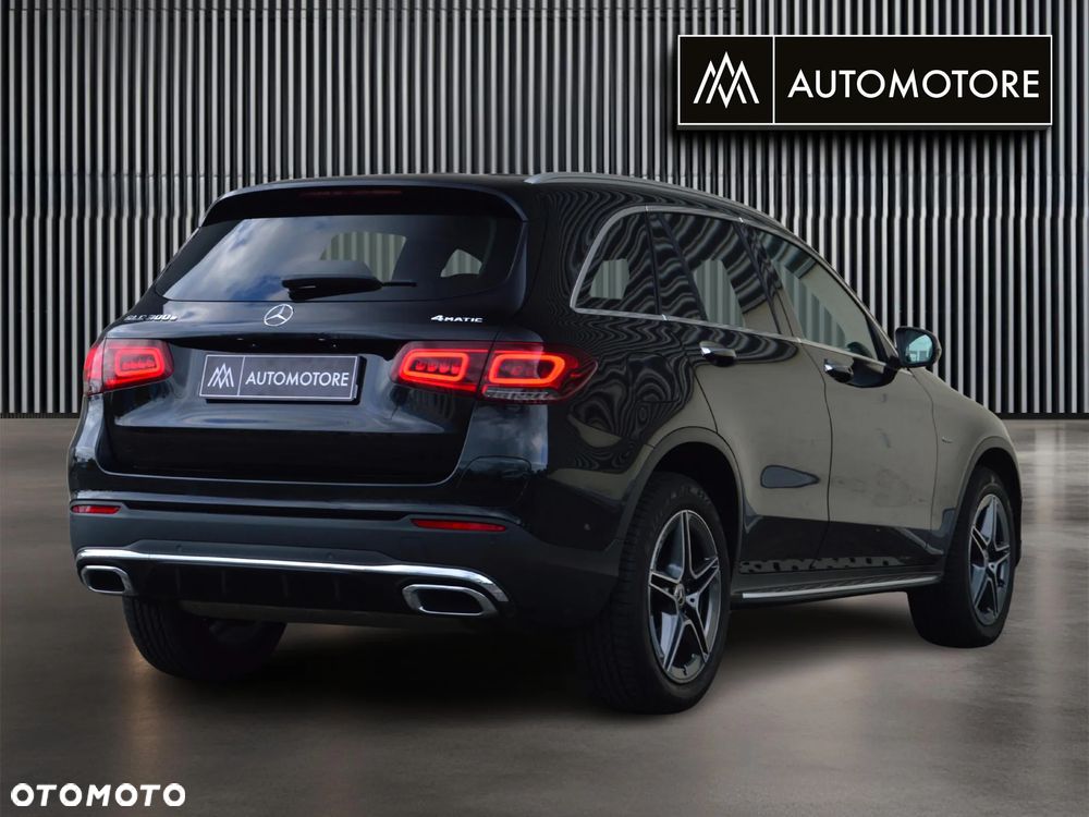 Mercedes-Benz GLC 300 e 4-Matic - 9