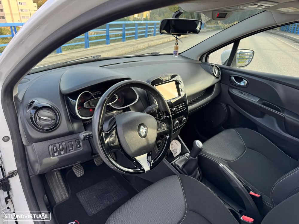 Renault Clio 1.5 dCi Comfort - 10