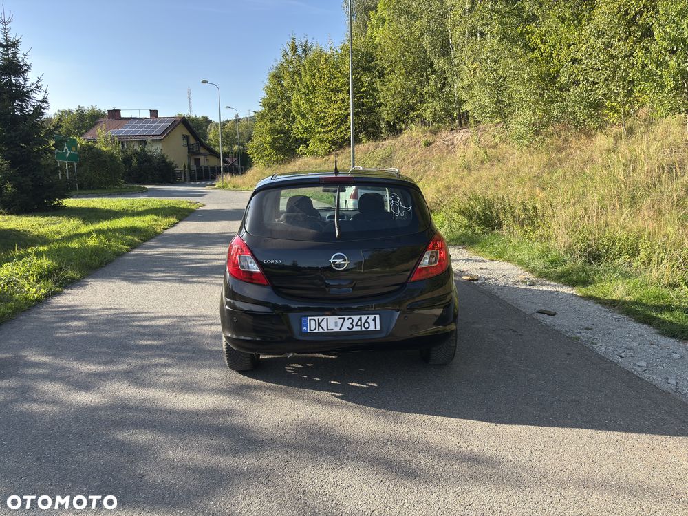 Opel Corsa 1.2 16V Essentia - 6
