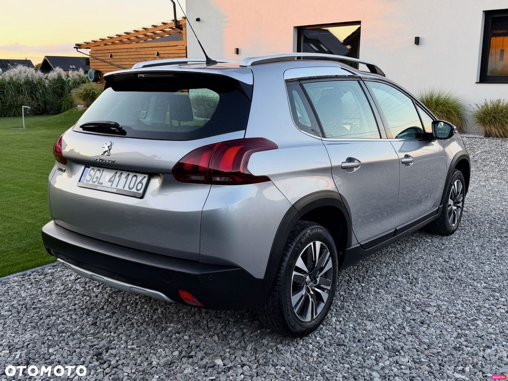 Peugeot 2008 PureTech 110 Stop&Start Allure - 11