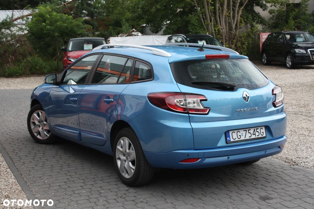 Renault Megane ENERGY dCi 110 PLAY - 4