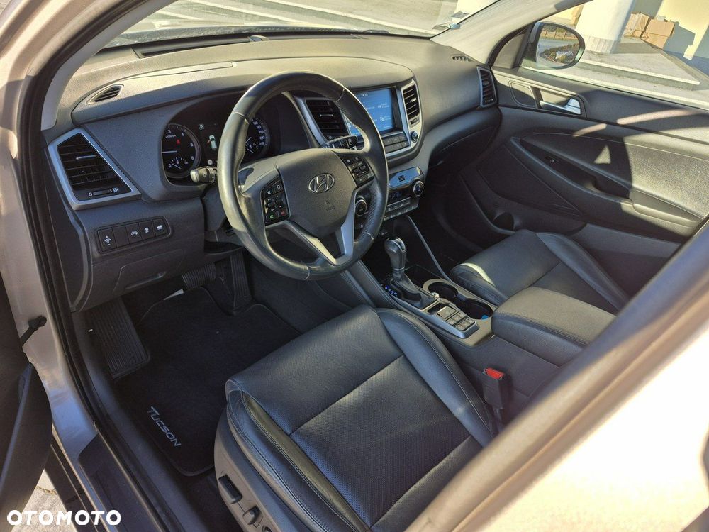 Hyundai Tucson - 14