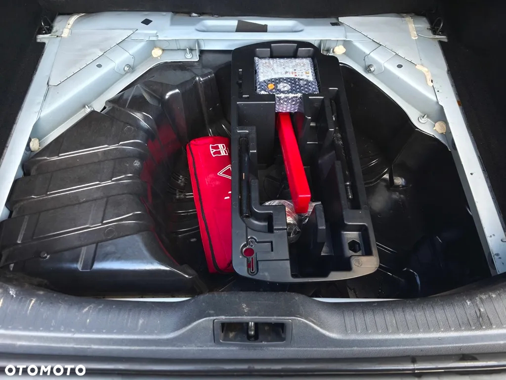 Renault Megane 1.6 16V 100 Expression - 25