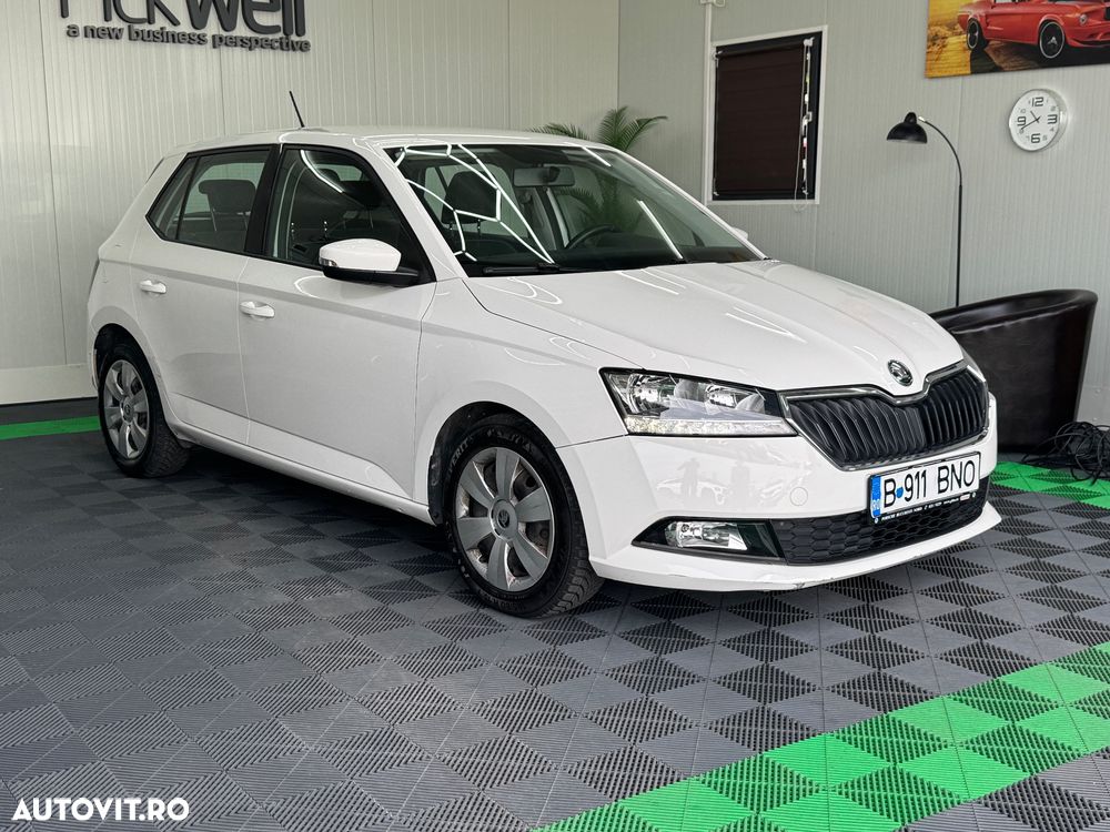 Skoda Fabia 1.0 TSI Ambition - 1