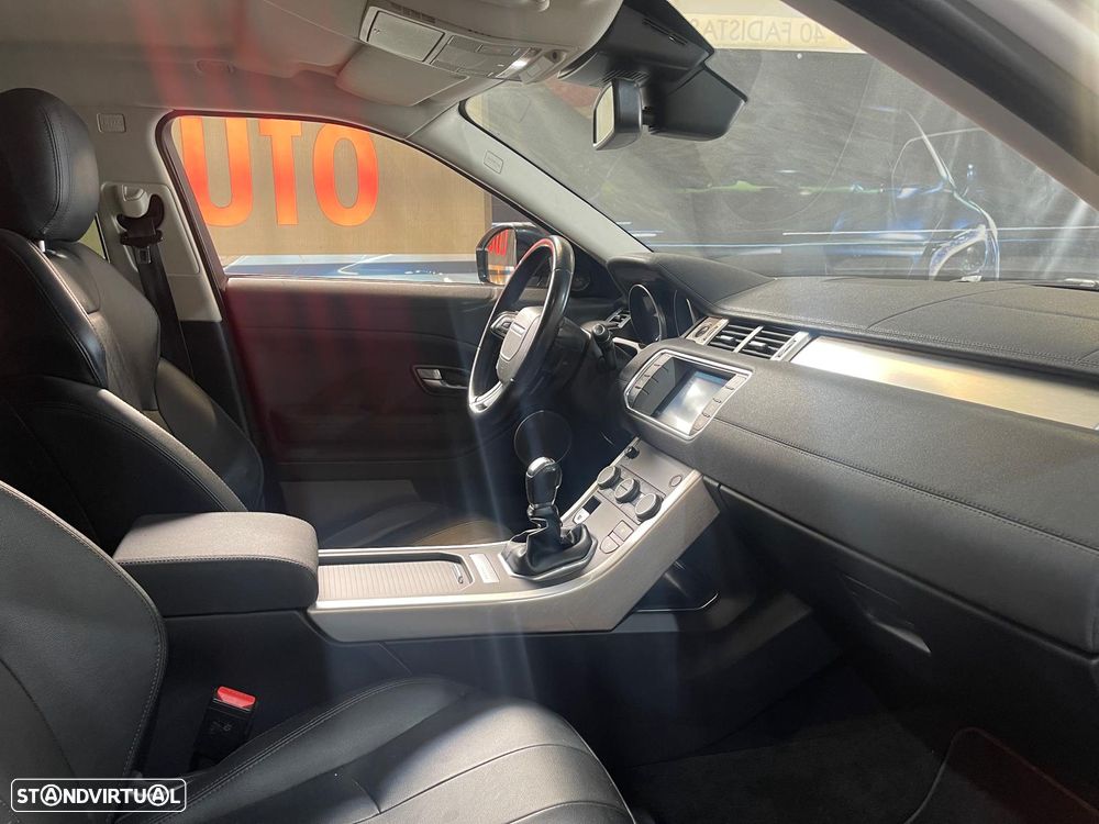 Land Rover Range Rover Evoque 2.0 eD4 SE Dynamic - 33