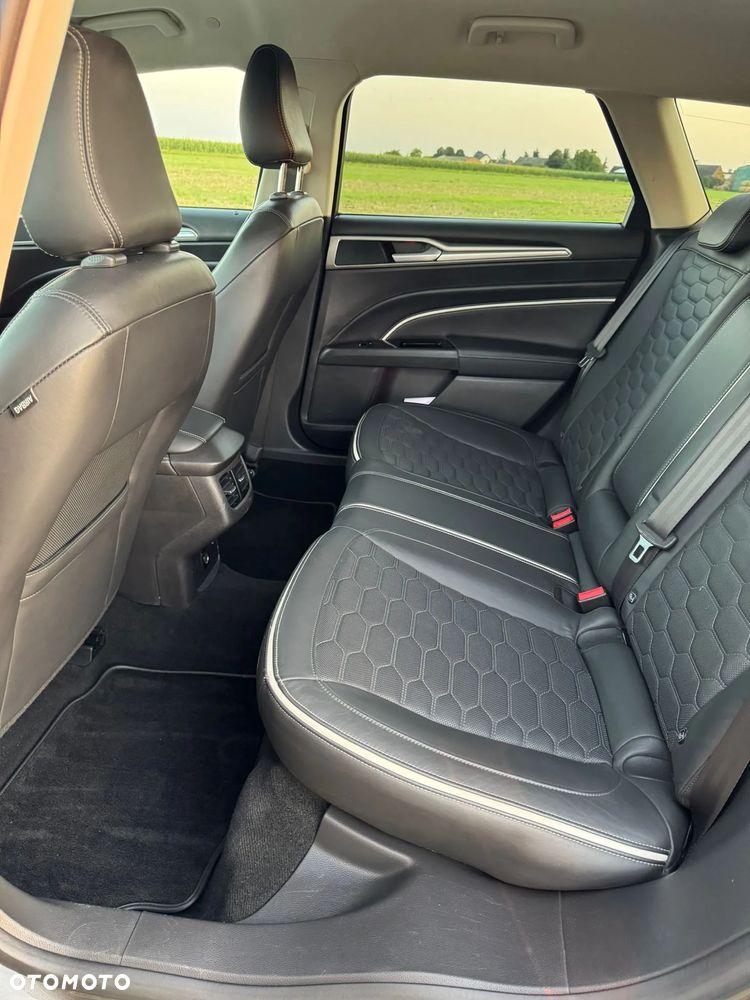 Ford Mondeo Vignale 2.0 TDCi Bi-Turbo PowerShift - 13