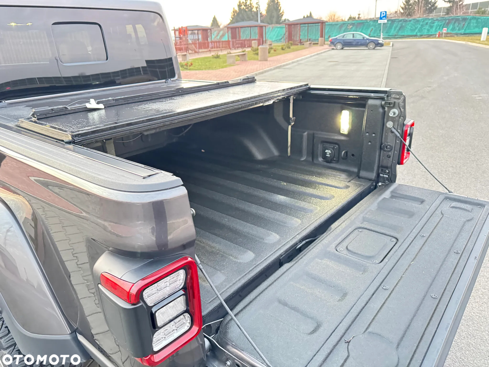 Jeep Gladiator - 16