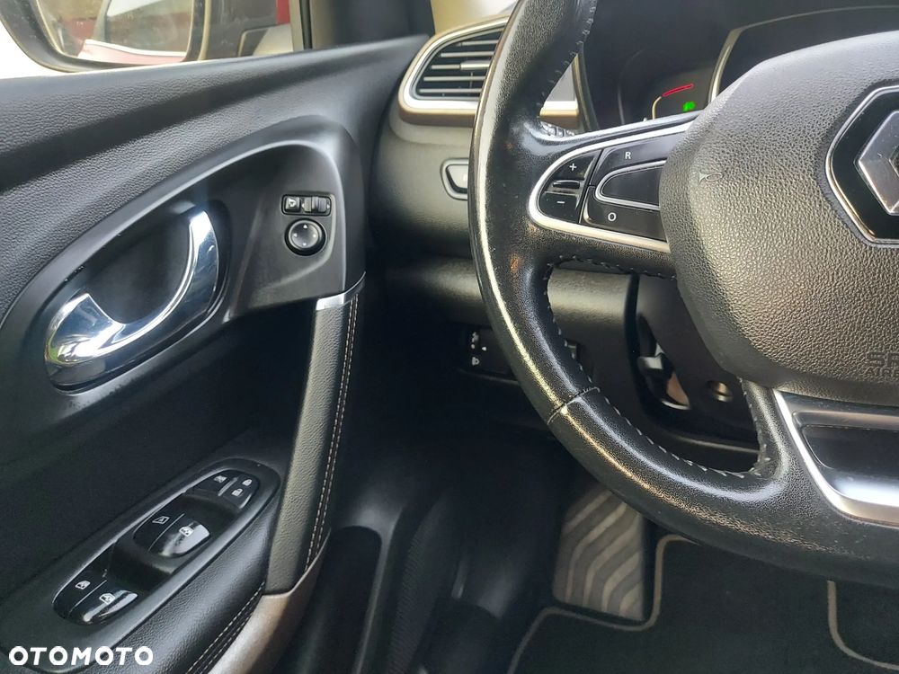 Renault Kadjar Energy dCi 130 LIMITED - 32
