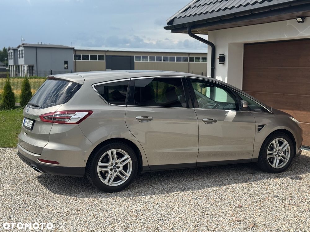 Ford S-Max 2.0 TDCi 4WD Titanium PowerShift - 15
