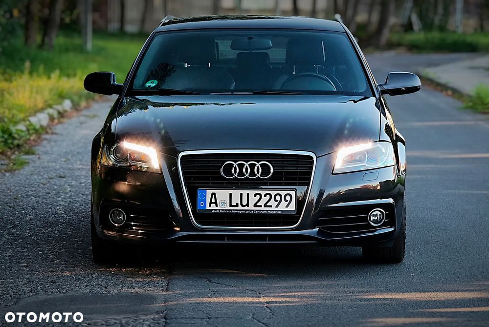 Audi A3 Sportback 2.0 TDI DPF S line Sportpaket - 6
