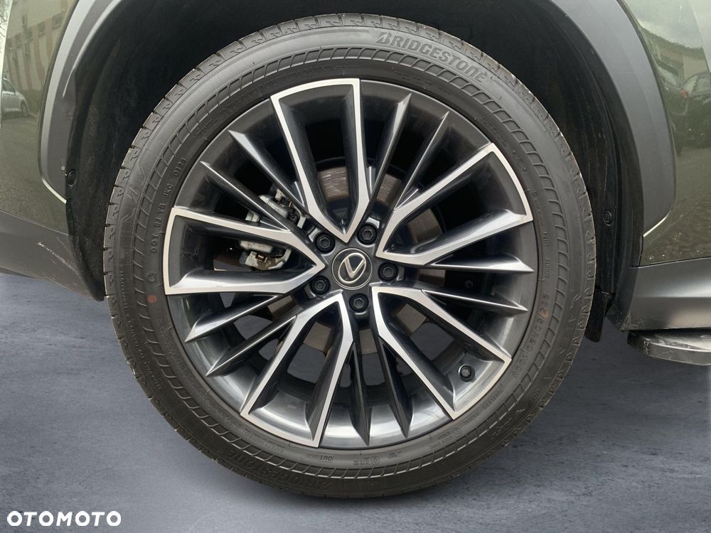 Lexus NX - 25