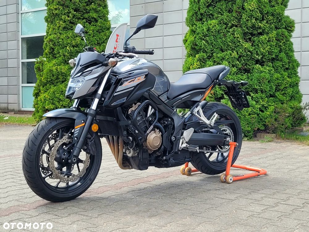 Honda CB - 2