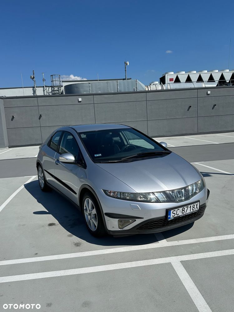 Honda Civic 2.2i-CTDi Executive NAVI - 2