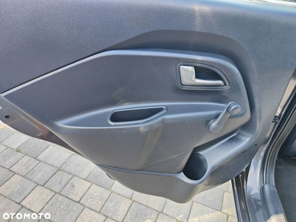 Kia Rio 1.2 Attract - 21