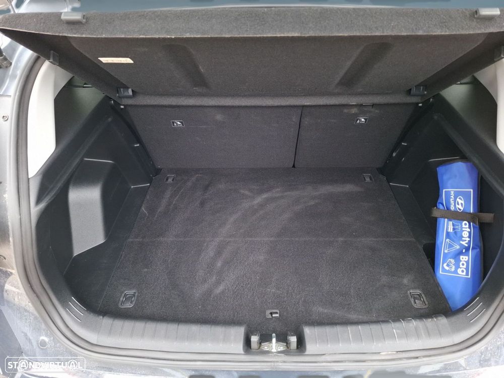 Hyundai Bayon 1.0 T-GDI Premium - 23