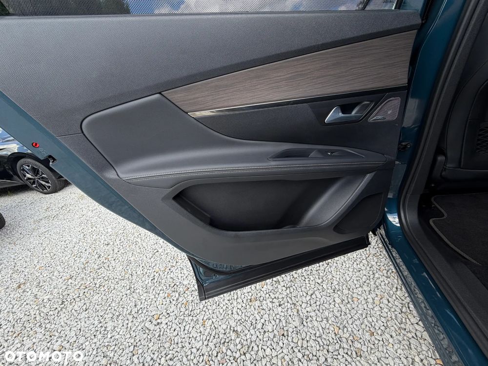 Peugeot 5008 PureTech 180 EAT8 Stop & Start GT - 30
