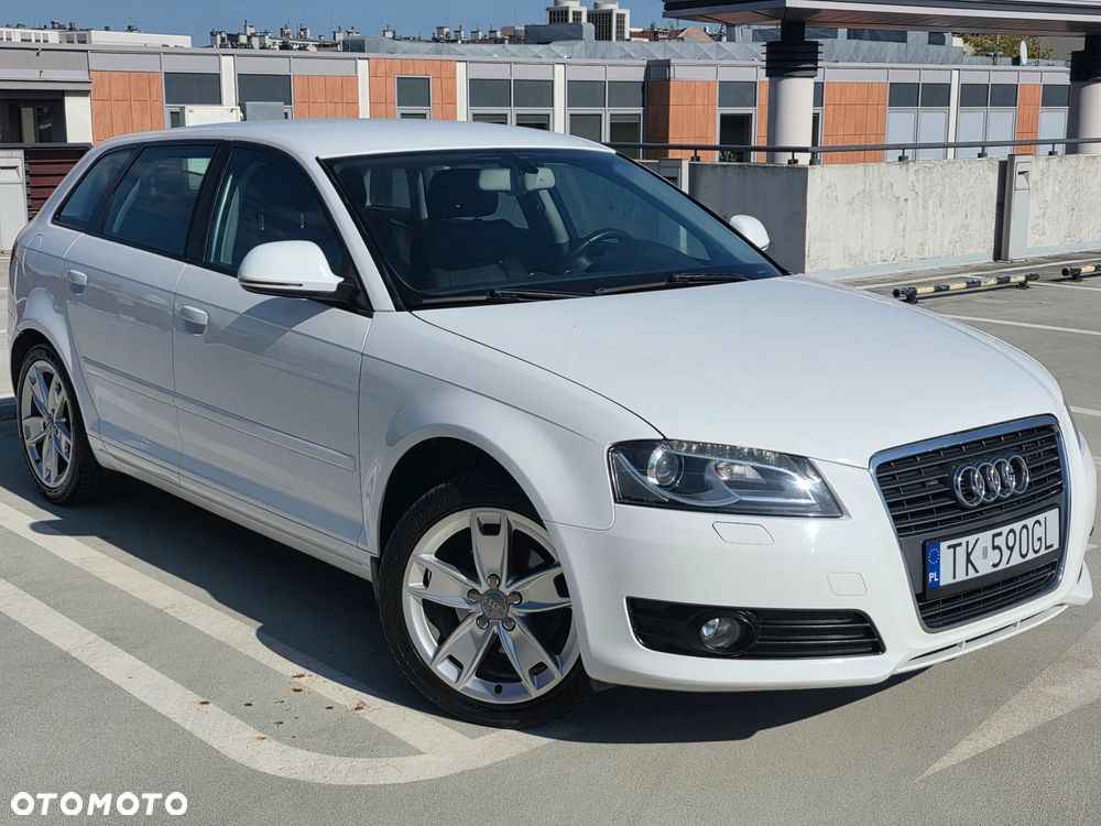 Audi A3 Sportback - 8