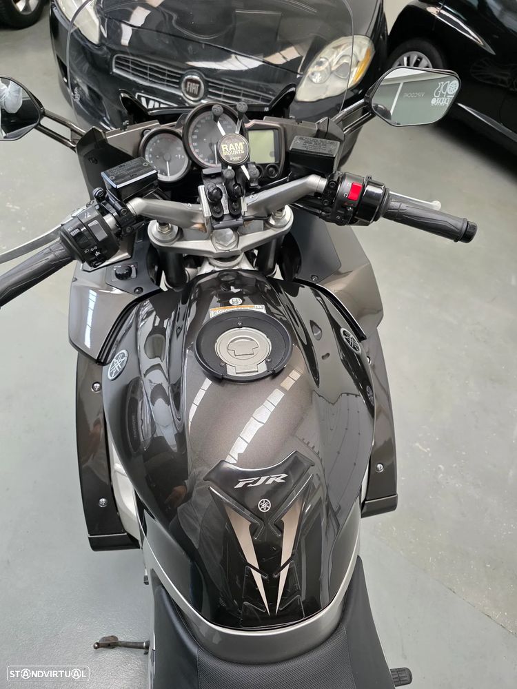 Yamaha FJR SPORT - 29
