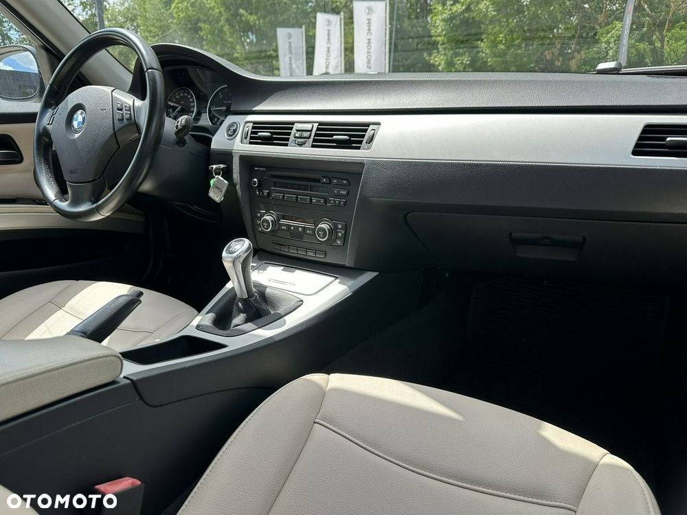 BMW Seria 3 - 19