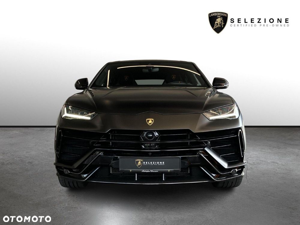 Lamborghini Urus - 5