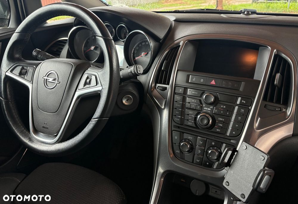 Opel Astra 2.0 CDTI DPF - 9