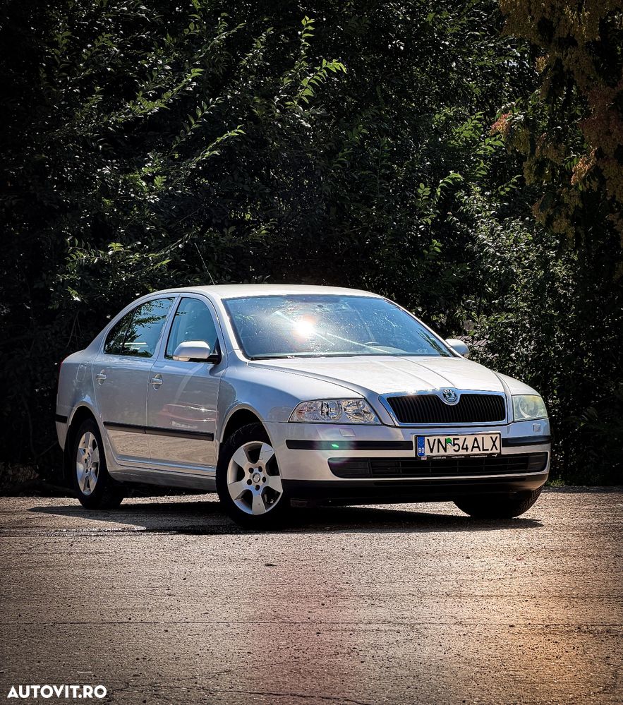 Skoda Octavia 1.6 FSI Classic - 1