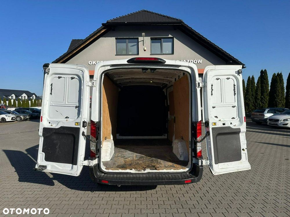 Ford Transit - 10