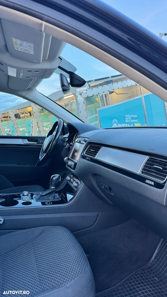 Volkswagen Touareg 3.0 V6 TDI BMT - 14
