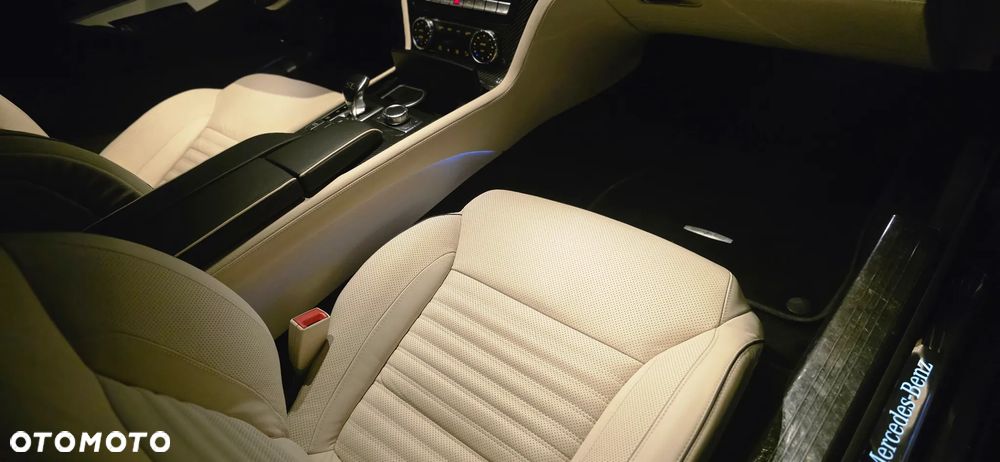 Mercedes-Benz SL - 9